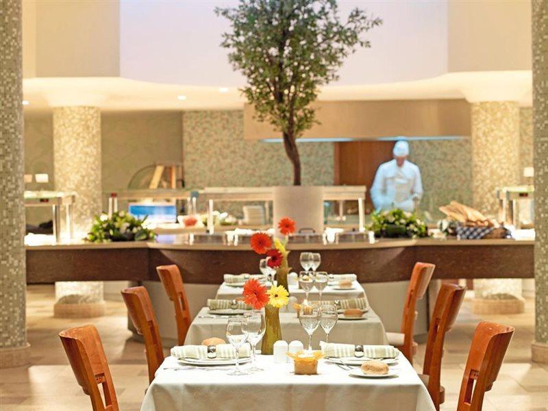 Atlantica Oasis Hotel ليماسول المظهر الخارجي الصورة