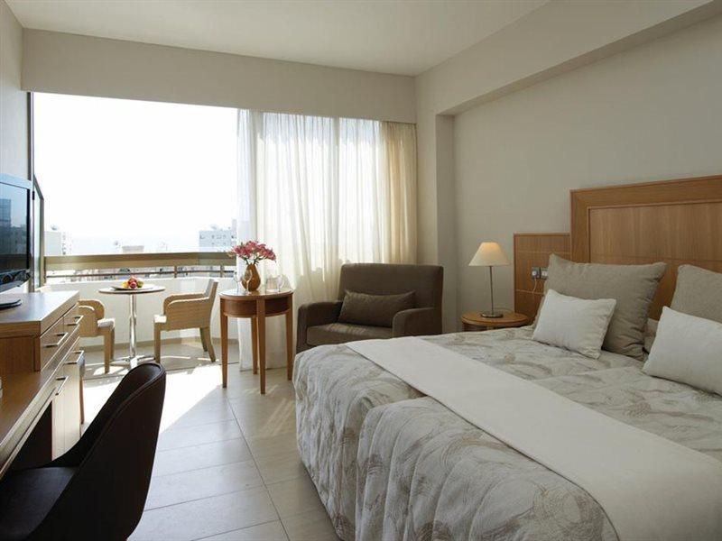 Atlantica Oasis Hotel ليماسول المظهر الخارجي الصورة