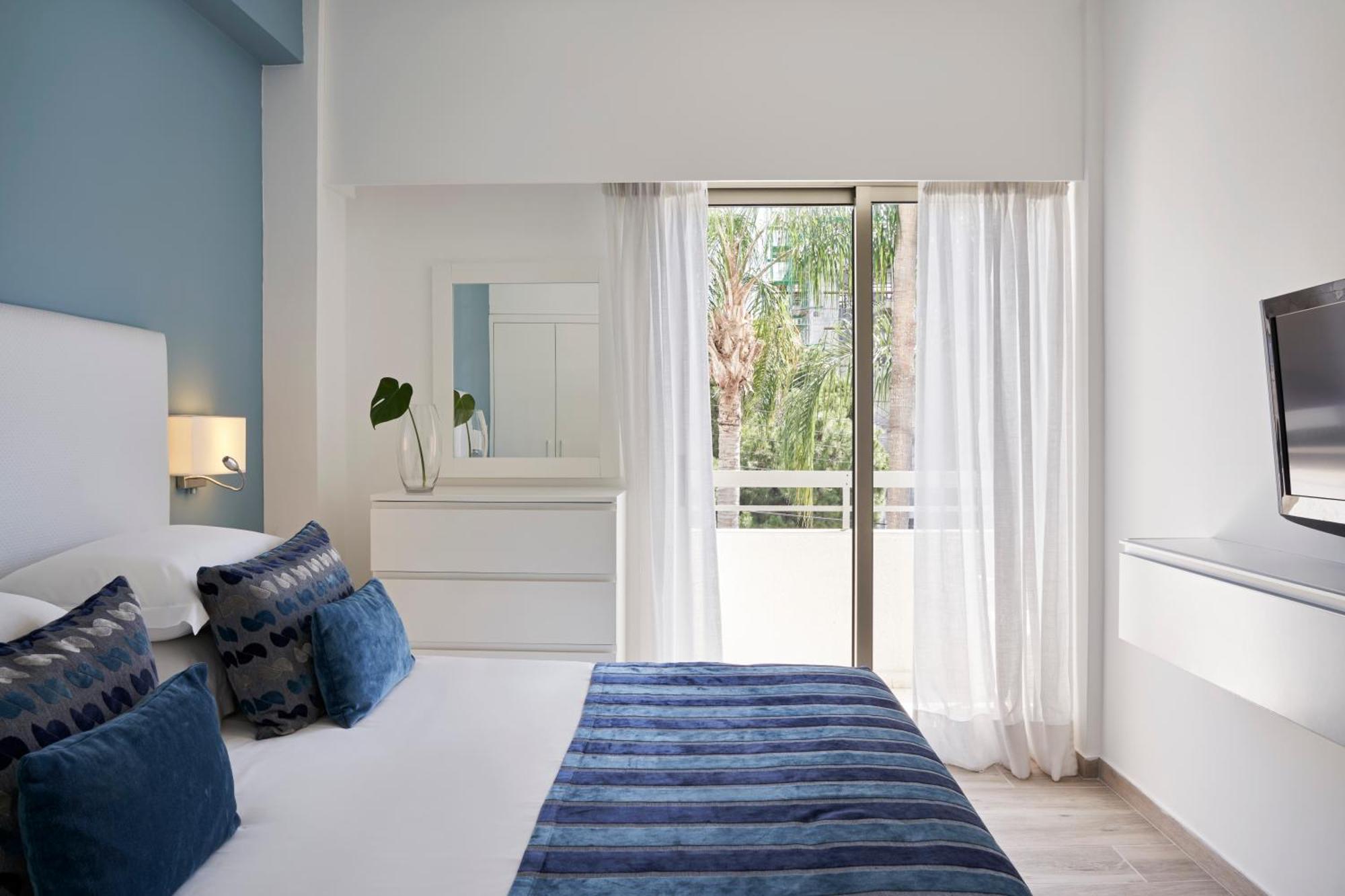Atlantica Oasis Hotel ليماسول المظهر الخارجي الصورة